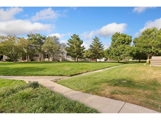 3465 Lochwood Dr B11, Fort Collins, CO 80525