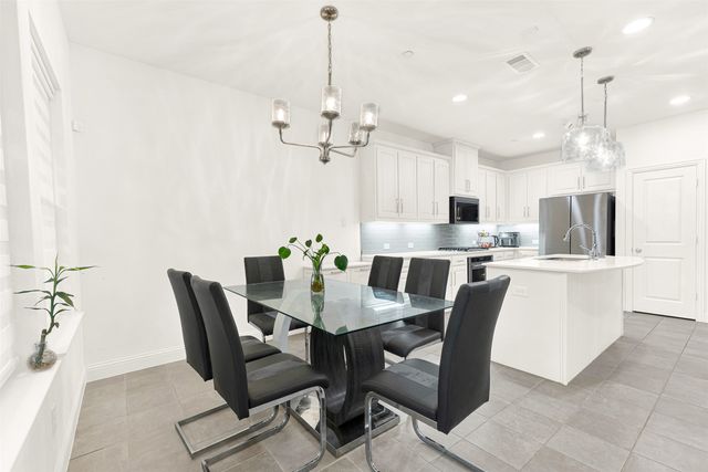 108 Canonbury Drive, Lewisville, TX 75067