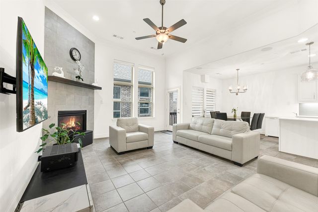 108 Canonbury Drive, Lewisville, TX 75067