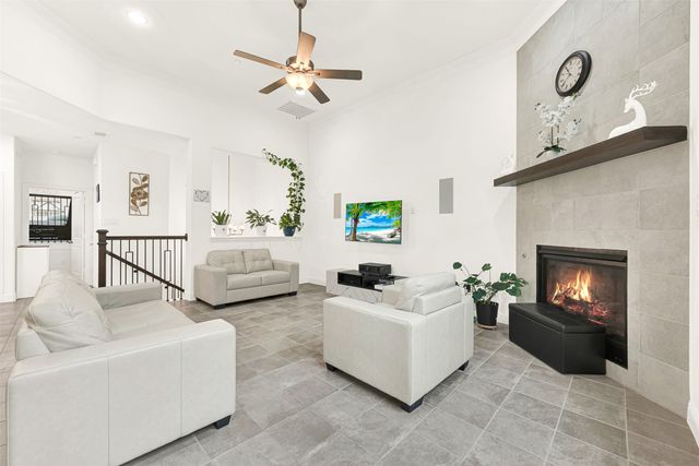 108 Canonbury Drive, Lewisville, TX 75067