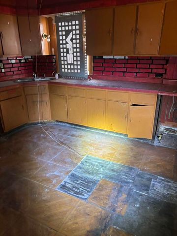 6331 S Winchester Avenue, Chicago, IL 60636