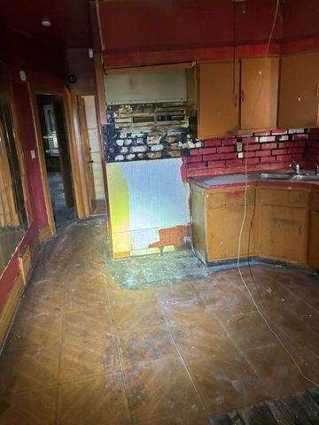 6331 S Winchester Avenue, Chicago, IL 60636