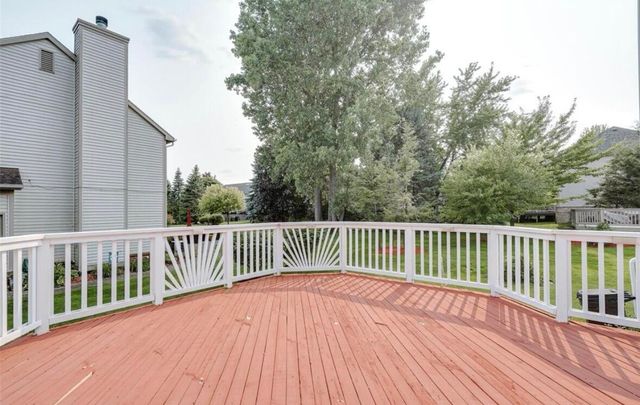 29301 Morningview Street 86, Farmington Hills, MI 48331