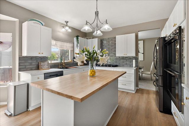 29301 Morningview Street 86, Farmington Hills, MI 48331