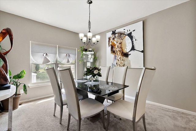 29301 Morningview Street 86, Farmington Hills, MI 48331