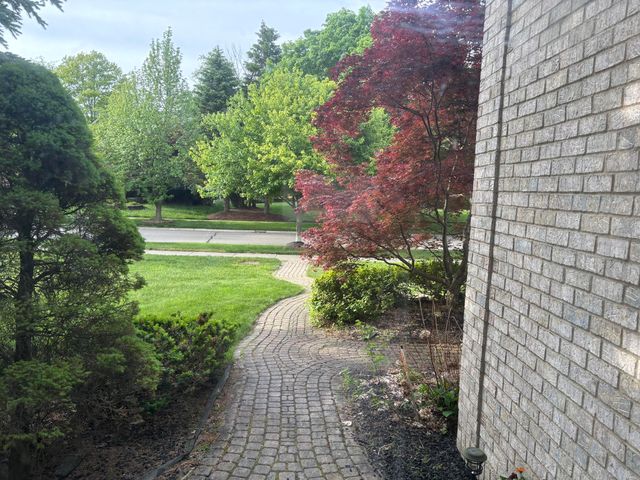 29301 Morningview Street 86, Farmington Hills, MI 48331