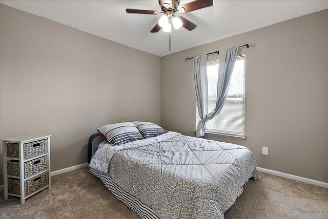29301 Morningview Street 86, Farmington Hills, MI 48331