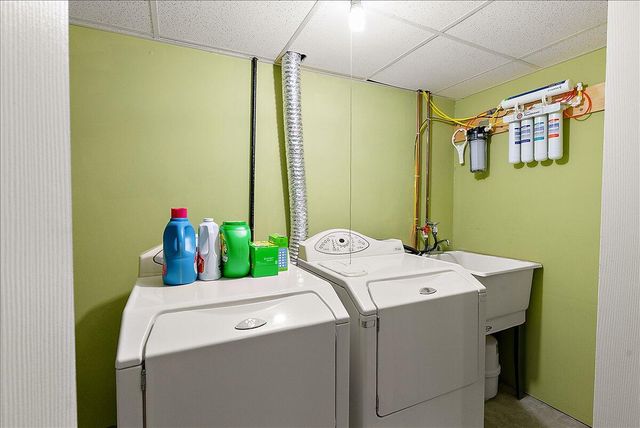 29301 Morningview Street 86, Farmington Hills, MI 48331