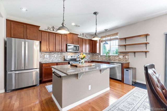 82 S Newbern Way, Aurora, CO 80018