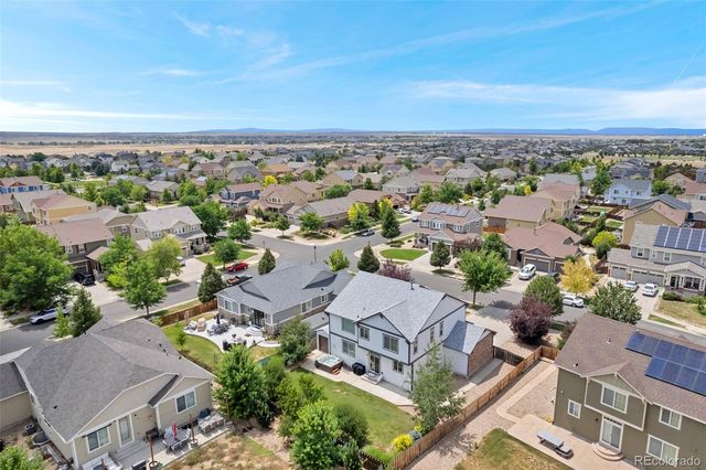 82 S Newbern Way, Aurora, CO 80018