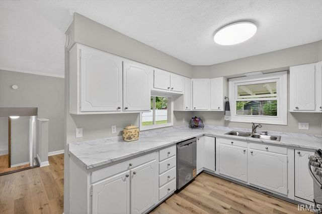 720 S Westwood Drive, Bloomington, IN 47403