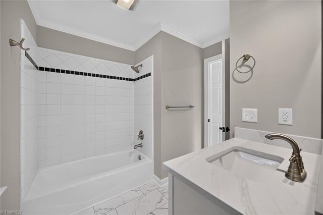 605 Oak Valley Boulevard, Advance, NC 27006