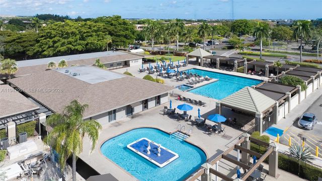 3502 Bimini Ln E2, Coconut Creek, FL 33066