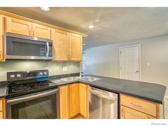 1113 Kansas Avenue, Longmont, CO 80501