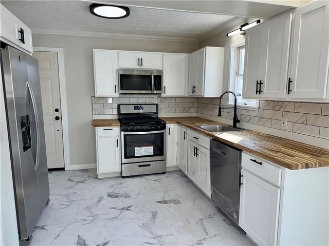 57 Ross Street, Rochester, NY 14615