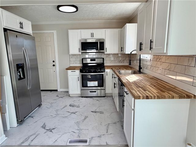 57 Ross Street, Rochester, NY 14615