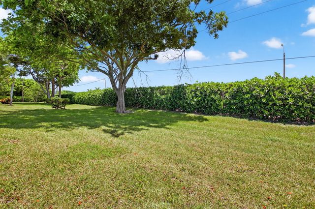 13984 Via B, Delray Beach, FL 33484