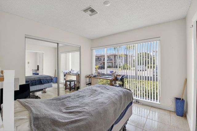 13984 Via B, Delray Beach, FL 33484
