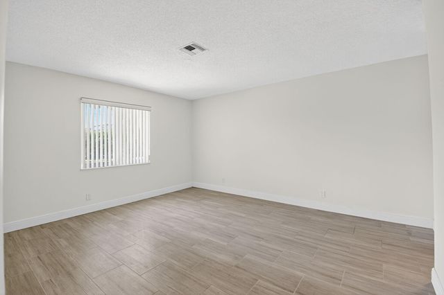 13984 Via B, Delray Beach, FL 33484