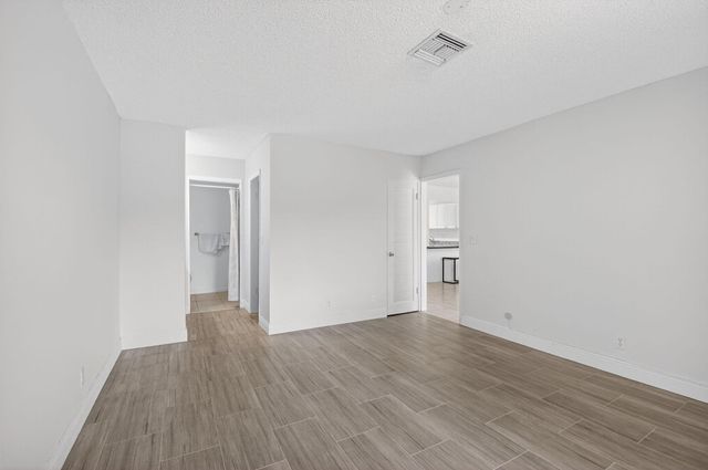 13984 Via B, Delray Beach, FL 33484