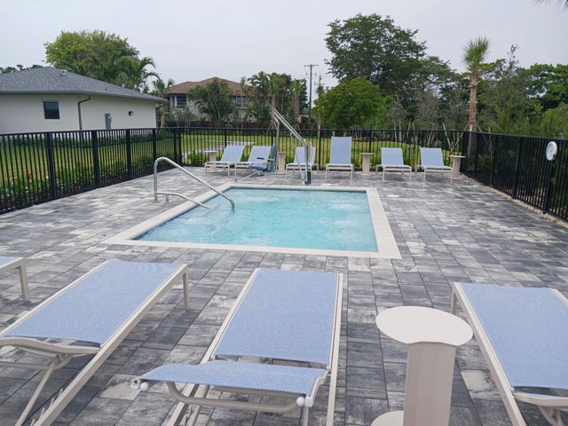 13984 Via B, Delray Beach, FL 33484