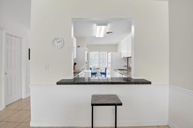 13984 Via B, Delray Beach, FL 33484