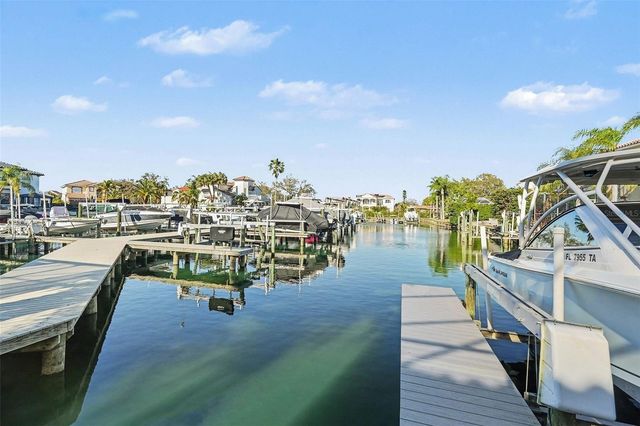 10618 HATTERAS DRIVE, Tampa, FL 33615