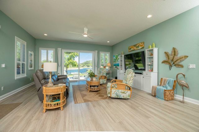 273 Parkwood Cir, St Augustine, FL 32086