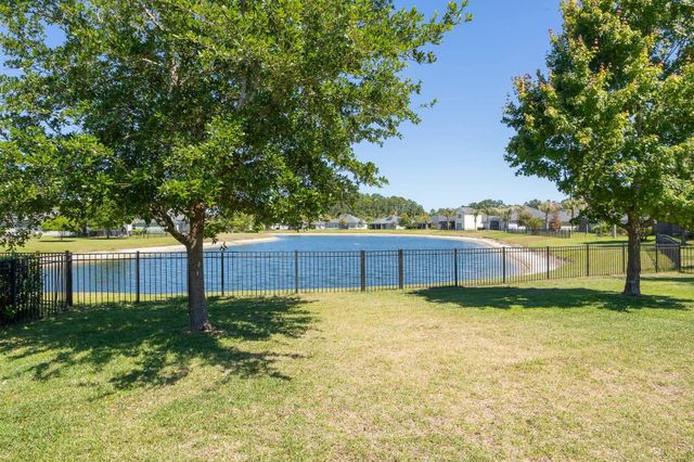 273 Parkwood Cir, St Augustine, FL 32086