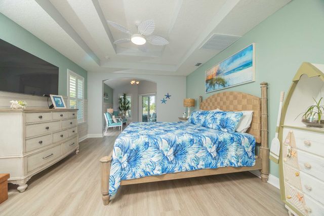 273 Parkwood Cir, St Augustine, FL 32086