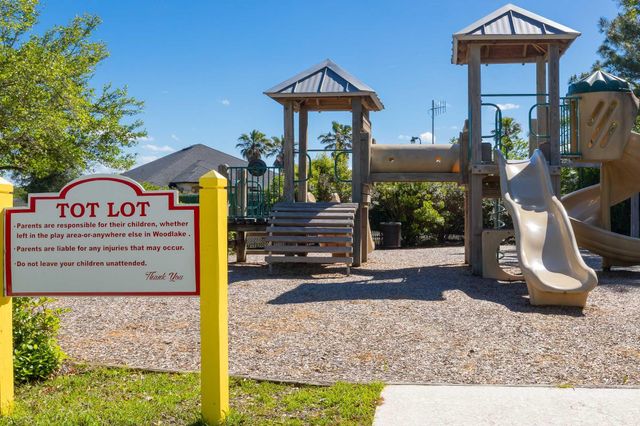 273 Parkwood Cir, St Augustine, FL 32086