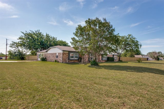4316 Jennifer Lane, Crowley, TX 76036