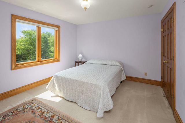 8784 Boulder Rise, Eden Prairie, MN 55347