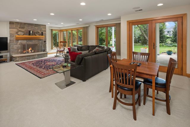 8784 Boulder Rise, Eden Prairie, MN 55347