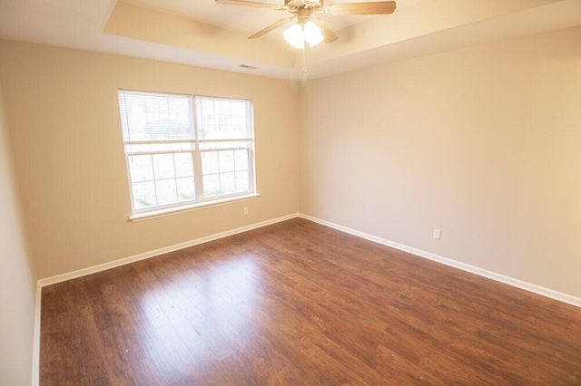 1910 W HARMONY ST, Columbia, MO 65203