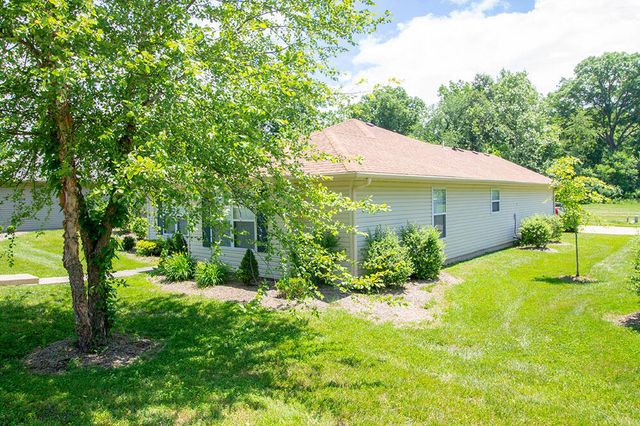 1910 W HARMONY ST, Columbia, MO 65203