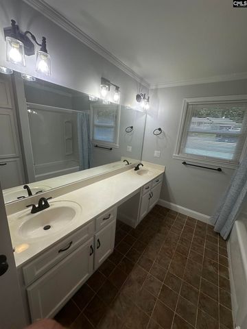 200 Canterfield Road, Columbia, SC 29212