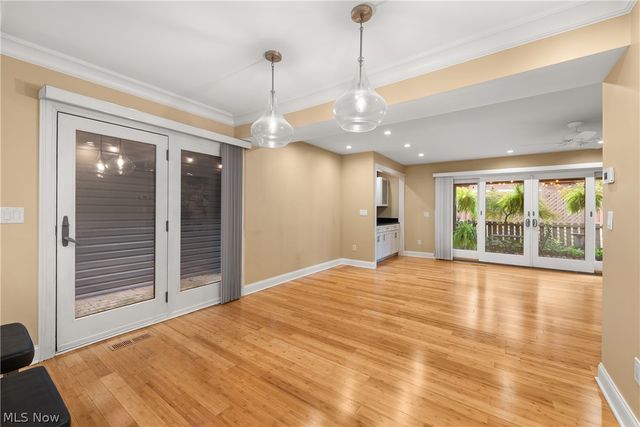 19245 Briarwood Lane, Strongsville, OH 44149