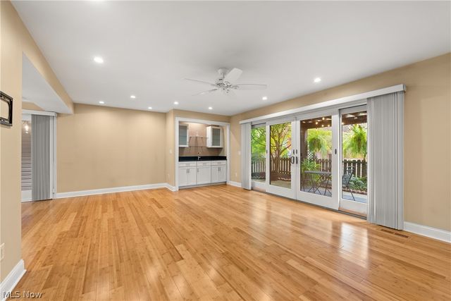 19245 Briarwood Lane, Strongsville, OH 44149