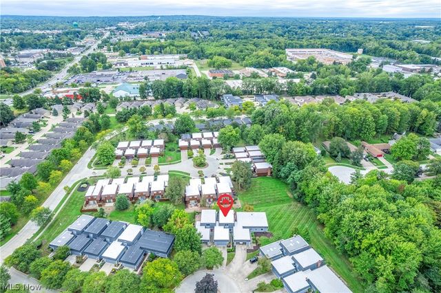 19245 Briarwood Lane, Strongsville, OH 44149