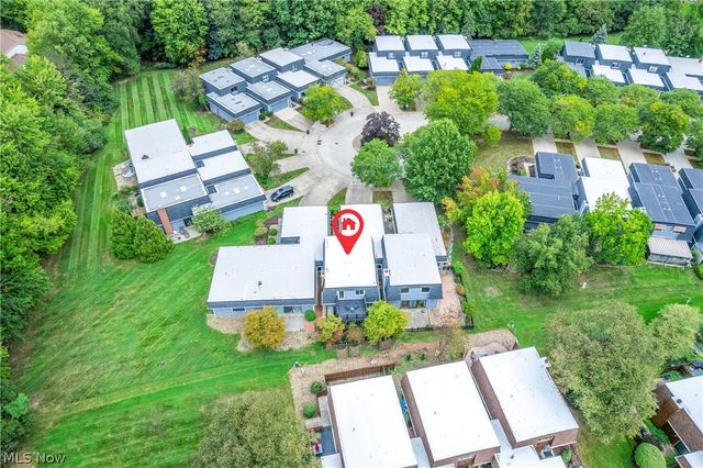 19245 Briarwood Lane, Strongsville, OH 44149