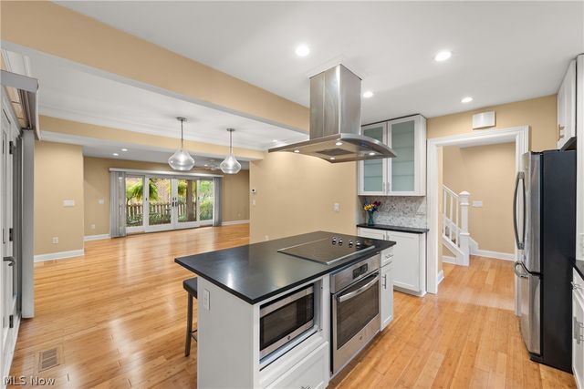 19245 Briarwood Lane, Strongsville, OH 44149