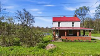 8125 LAKE PLEASANT Road, Erie, PA 16509