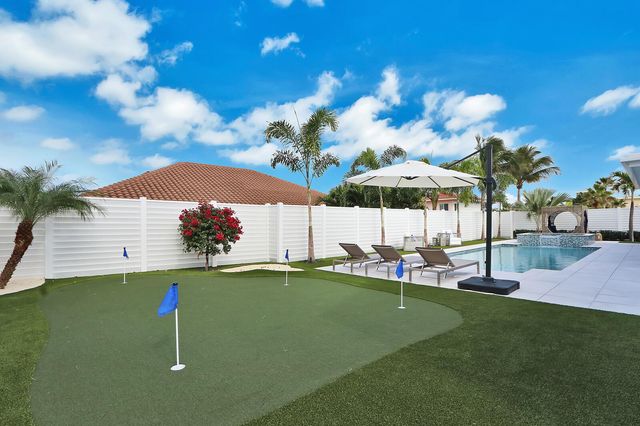 441 S Lyra Circle, Juno Beach, FL 33408