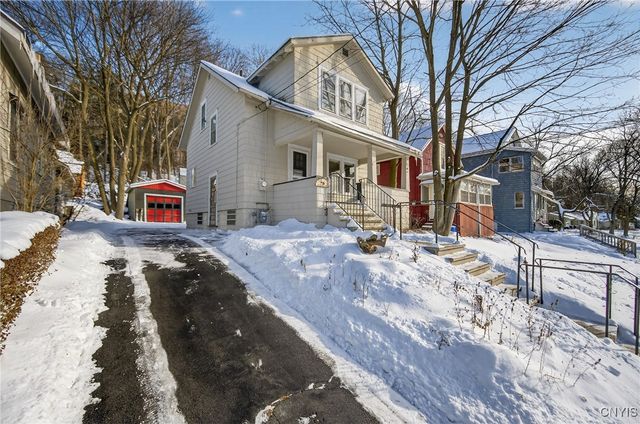 430 Monticello Drive North, Syracuse, NY 13205