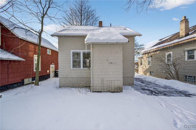 430 Monticello Drive North, Syracuse, NY 13205