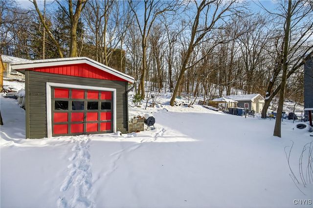 430 Monticello Drive North, Syracuse, NY 13205