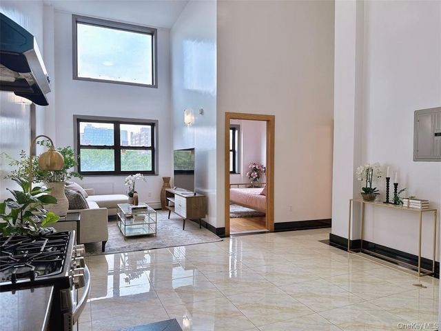 31-47 137th Street 4C, Flushing, NY 11354