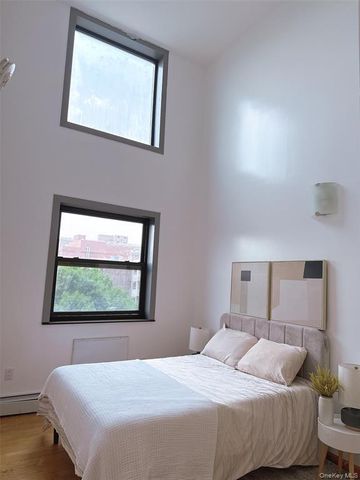31-47 137th Street 4C, Flushing, NY 11354