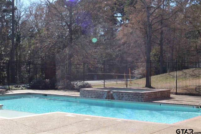 4024 Hanover Place, Tyler, TX 75701